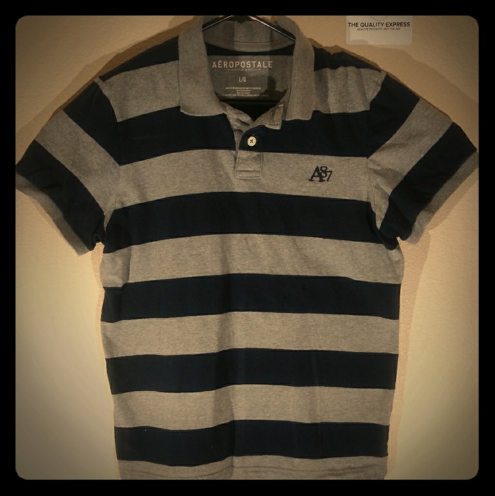 Aeropostale polo sytle shirt
